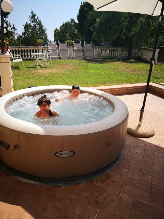 Vila A Ca Du Cappellan Agriturismo Imperia Exteriér fotografie